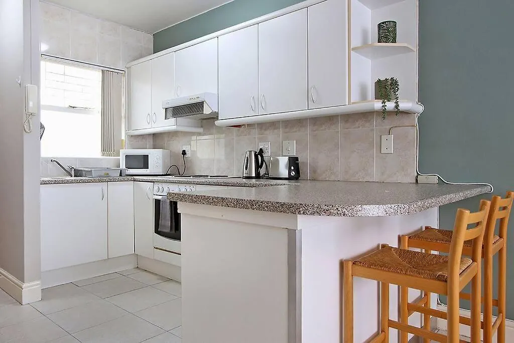 Cederberg Studio 12 In Green Point Cape Town Apartment