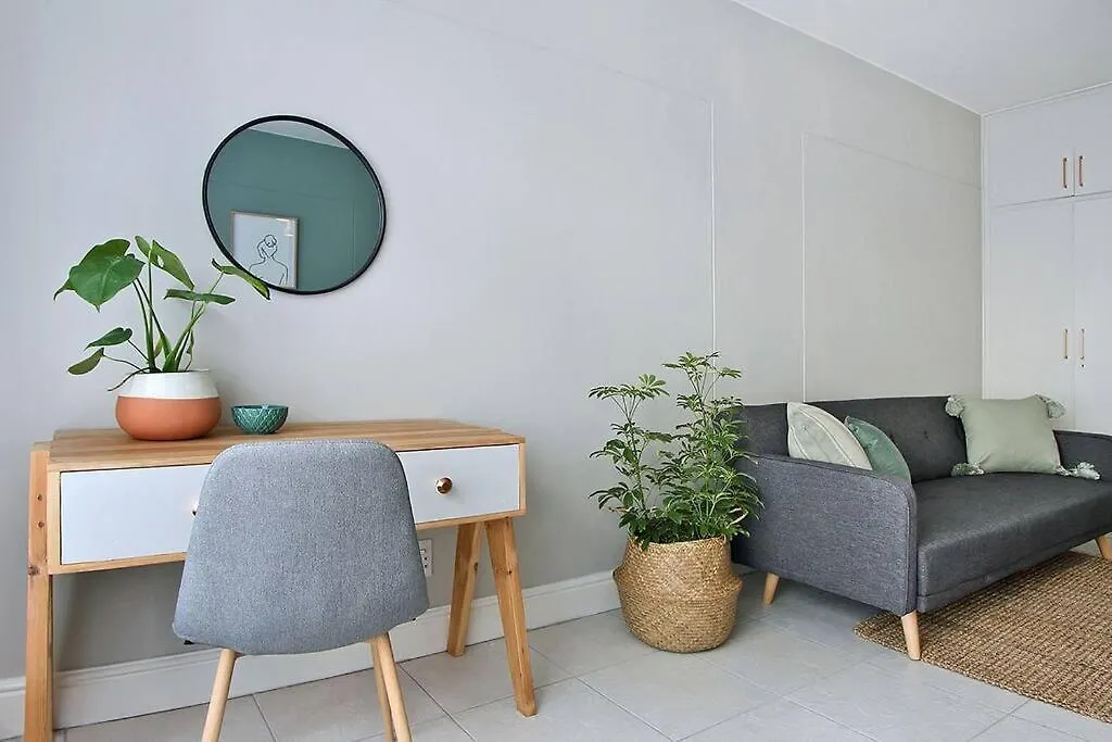 Cederberg Studio 12 In Green Point Cape Town 0*,