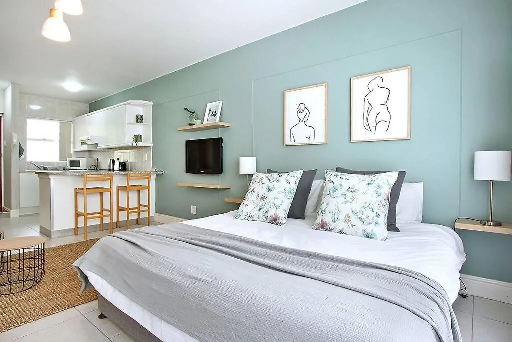 Cederberg Studio 12 In Green Point Cape Town South Africa