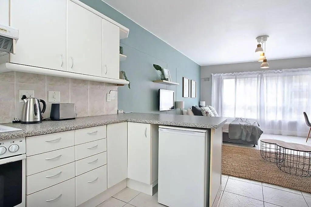 Cederberg Studio 12 In Green Point Cape Town
