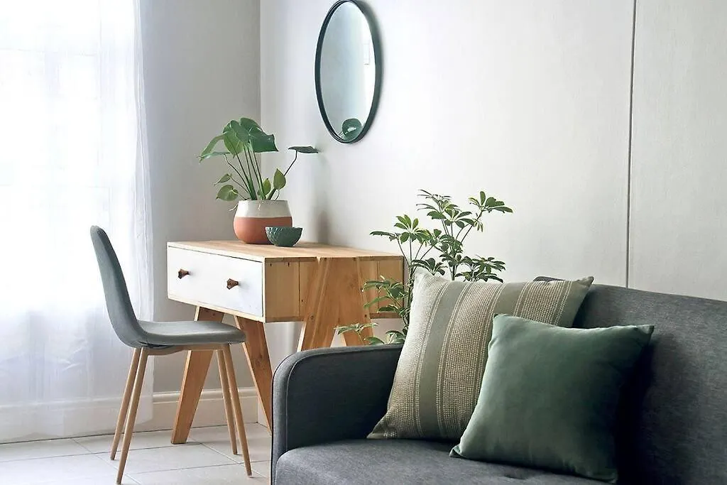 Cederberg Studio 12 In Green Point Cape Town Apartment