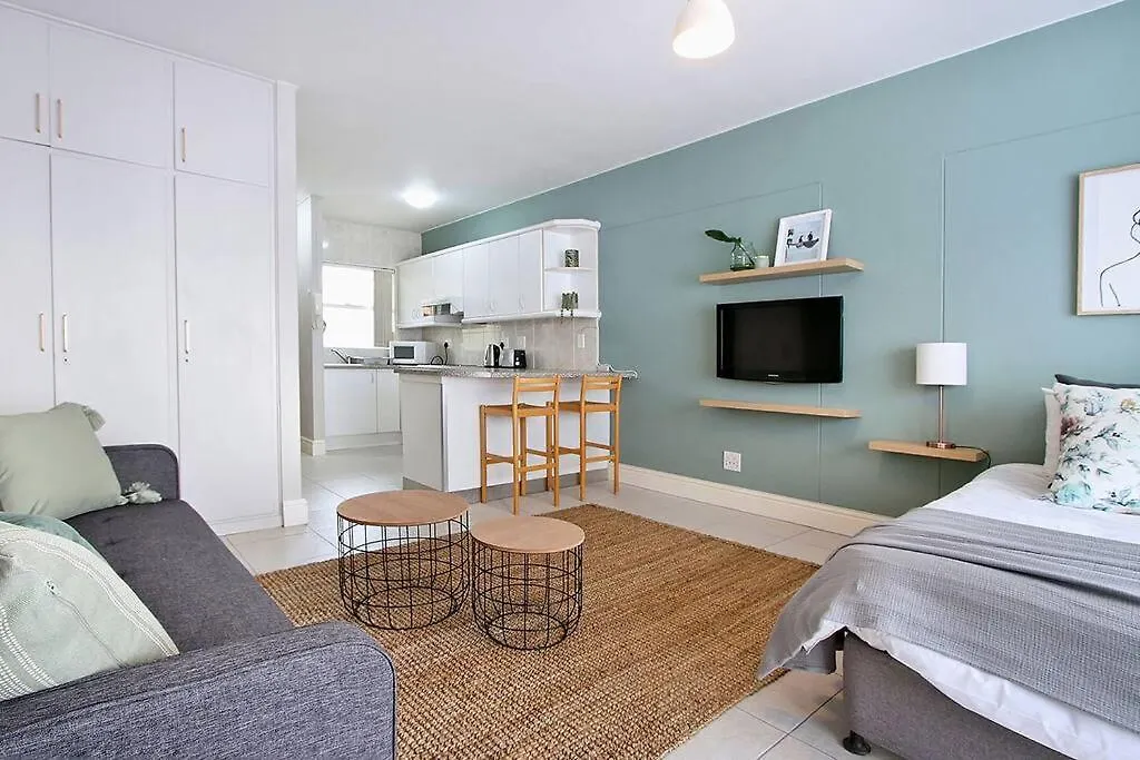 Cederberg Studio 12 In Green Point Cape Town